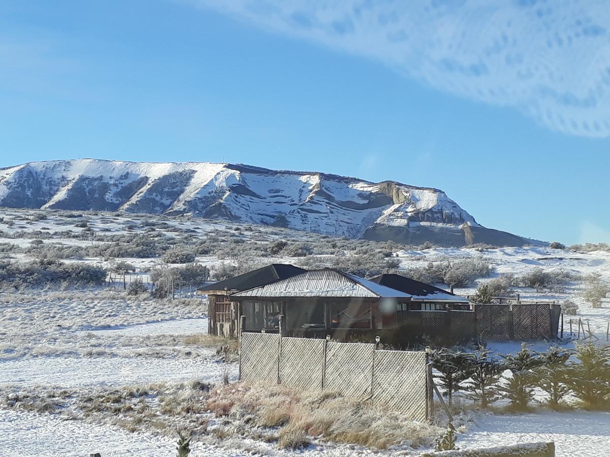 פורטו נטאלס Cabanas Y Casa Kauken מראה חיצוני תמונה